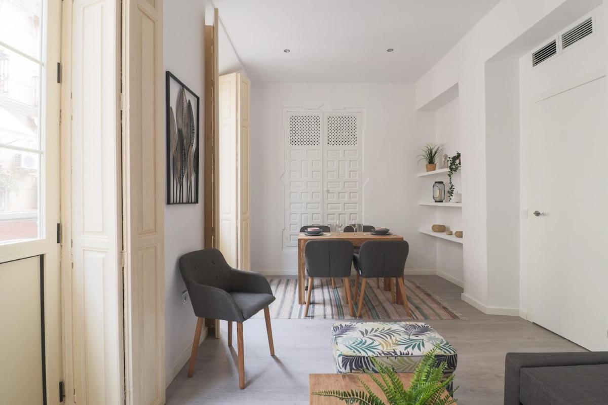 C93 - Trendy Two Bedrooms In Ollerias Malaga Ngoại thất bức ảnh