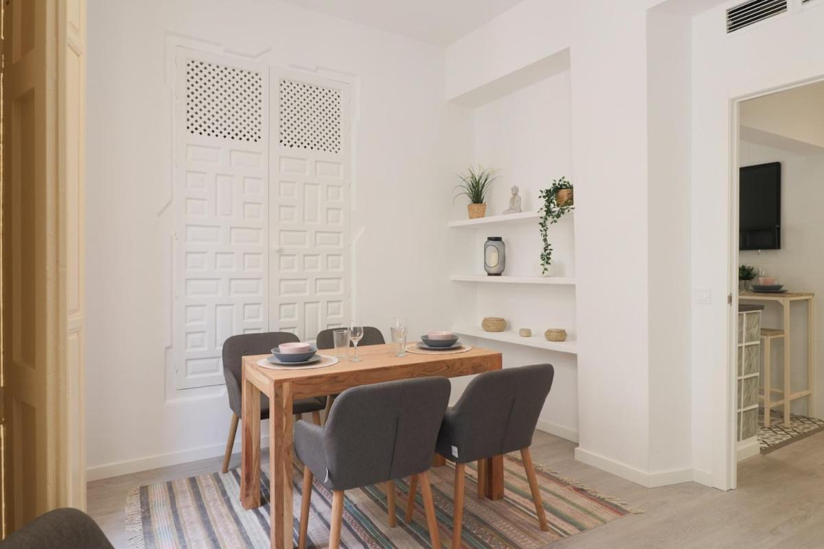 C93 - Trendy Two Bedrooms In Ollerias Malaga Ngoại thất bức ảnh