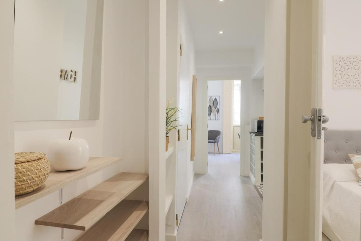 C93 - Trendy Two Bedrooms In Ollerias Malaga Ngoại thất bức ảnh
